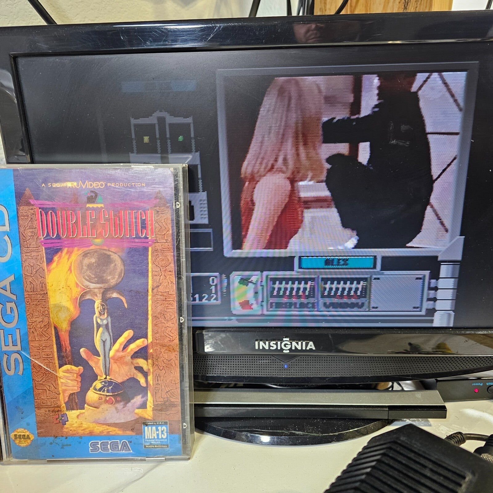 Double Switch (Sega CD 1993) Game Case Manual Registration Card CIB  Corey Haim