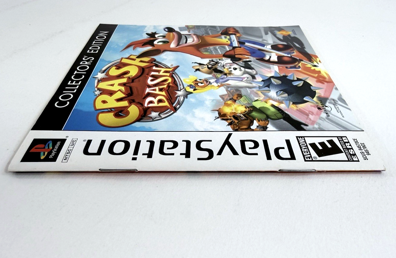 Crash Bash Collectors Edition Original Game Manual (Sony PlayStation, 2000)