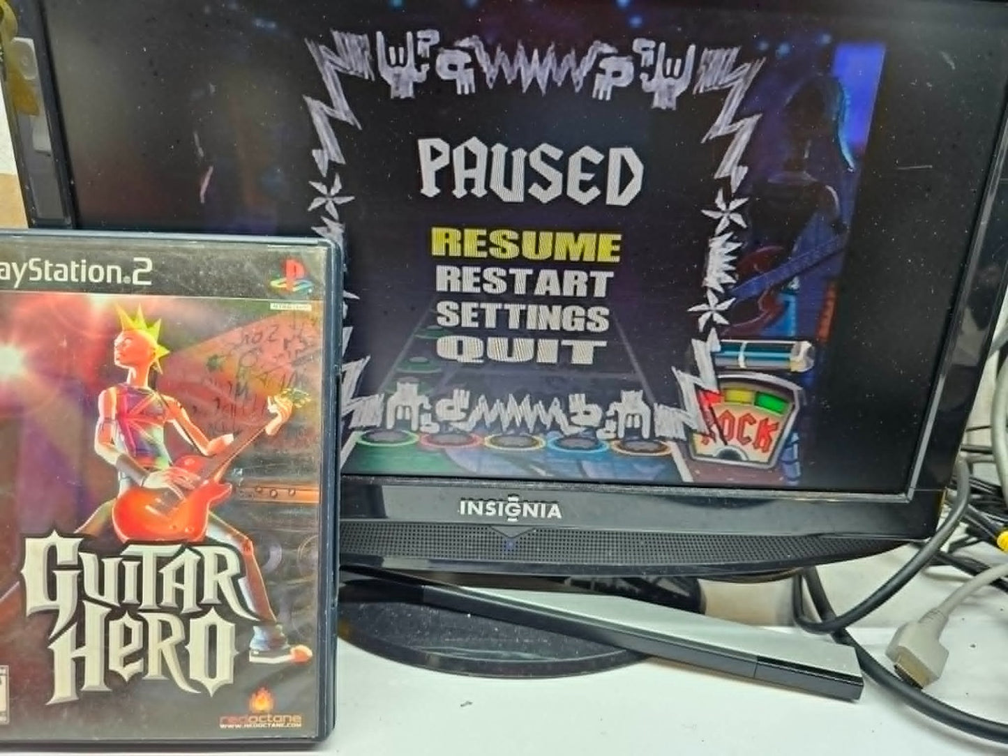 Guitar Hero (Sony PlayStation 2, 2006) Game, Case, Manual - Tested and Working