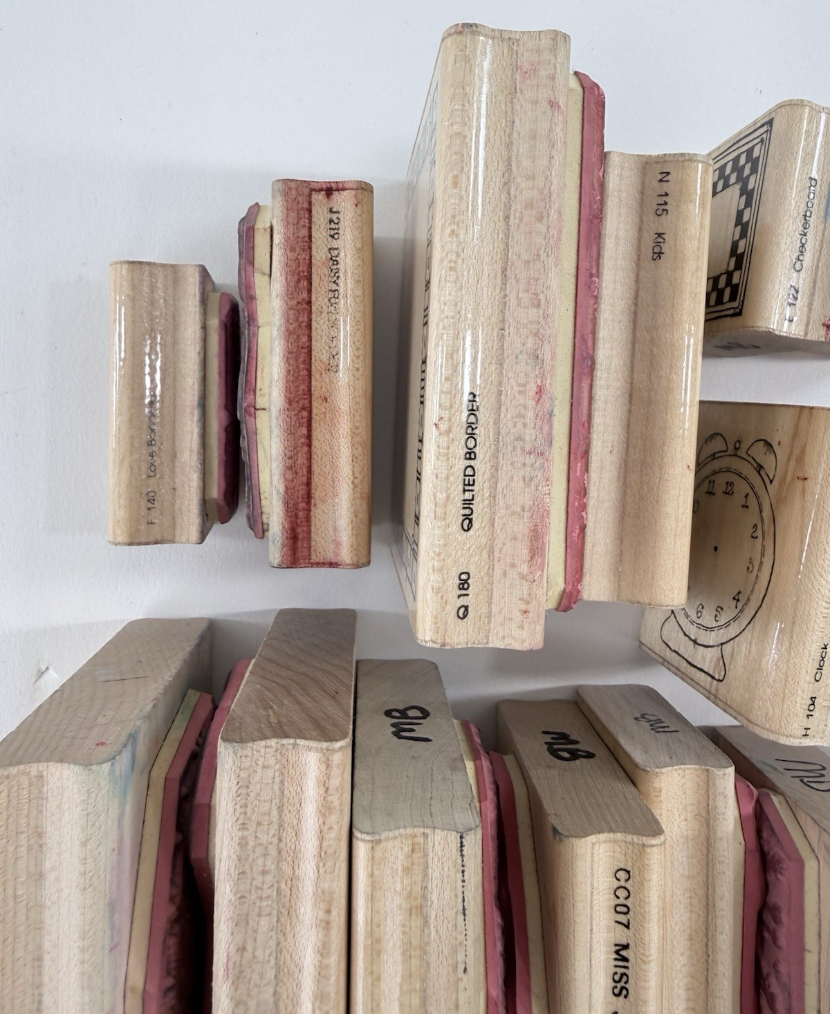 16 Pcs D.O.T.S. Wood Mounted Rubber Stamps Mixed Designs Dolls Frames Borders