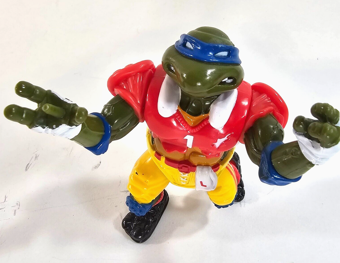 Playmates Toys 1991 TD Tossin' Leo Teenage Mutant Ninja Turtles Action Figure
