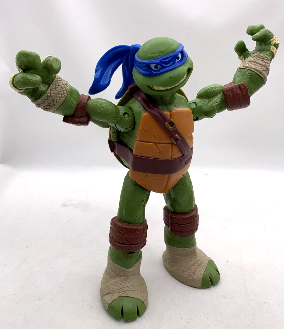 Viacom 2012 Playmates Teenage Mutant Ninja Turtles 10” Leonardo Action Figure