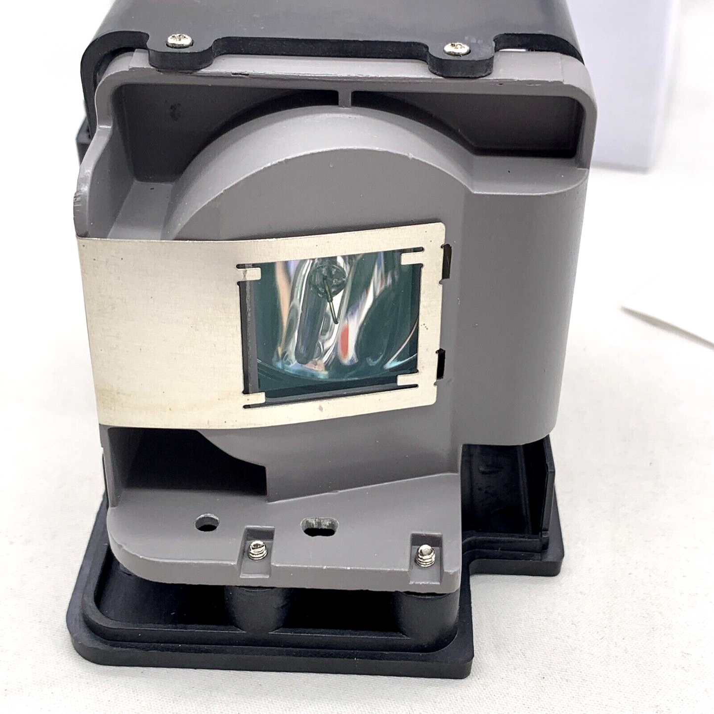 IN3196 Replacement Projector Lamp with Housing For InFocus SP-LAMP-058