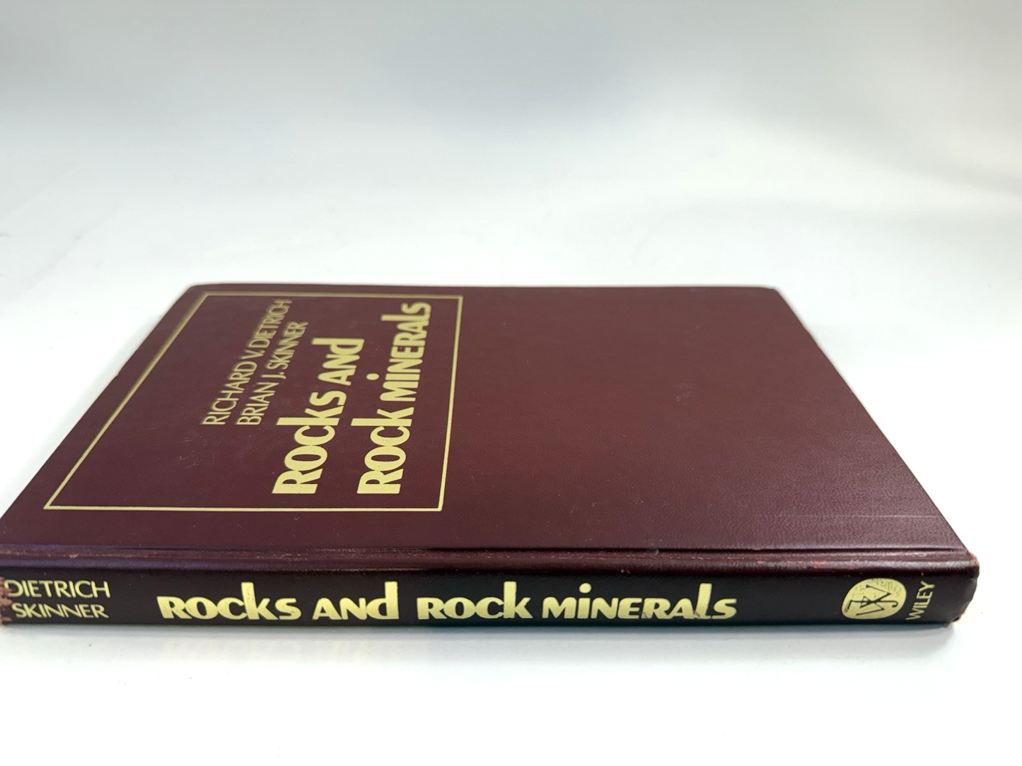 Rocks and Rock Minerals by Dietrich/Skinner  (Hardcover, 1979)