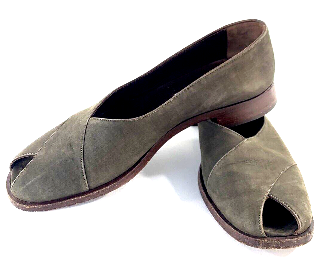 Giorgio Armani Le Collezioni  Size 36 (US 5.5) Peep Toe Leather Flats