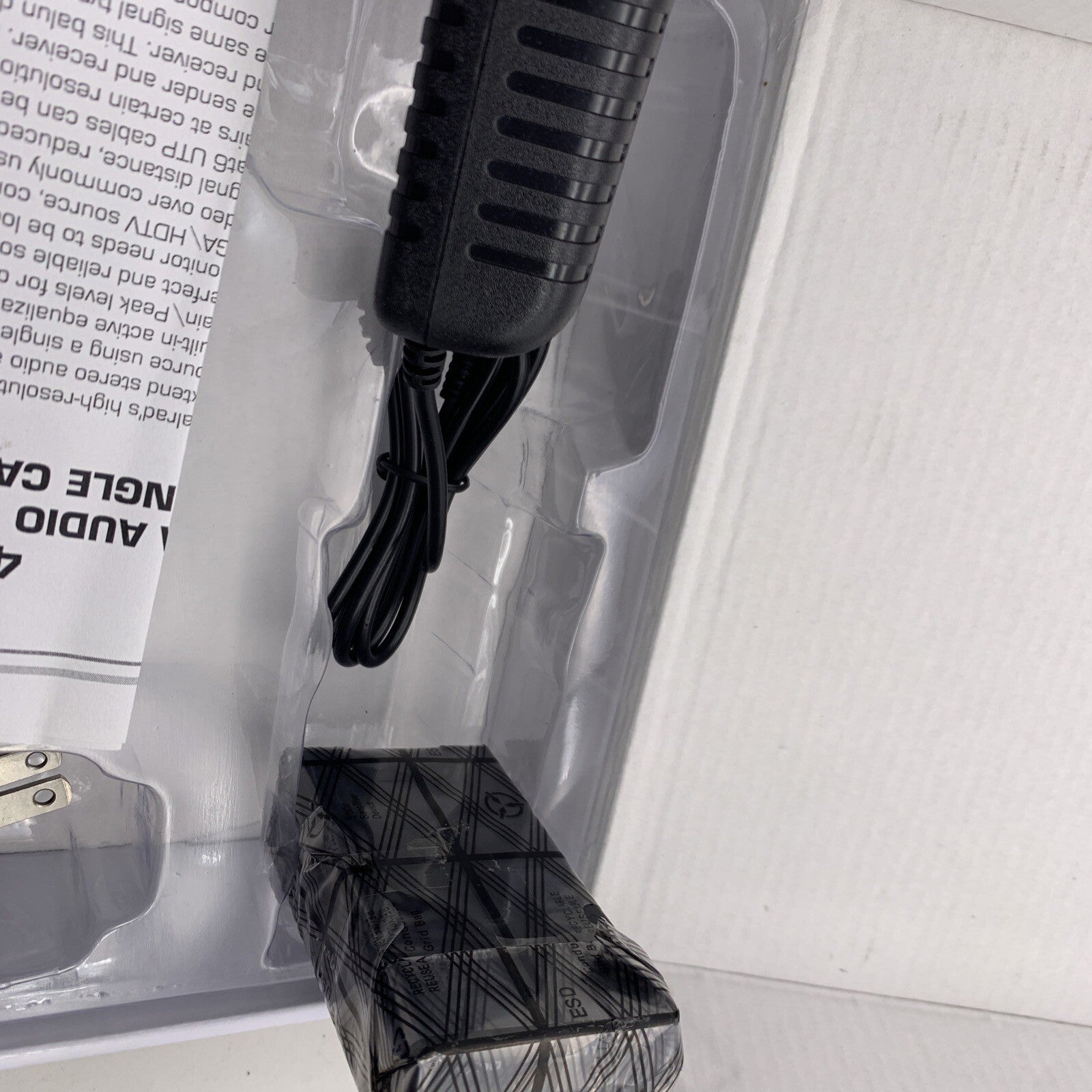 CALRAD Electronics 40-7110 VGA Extender