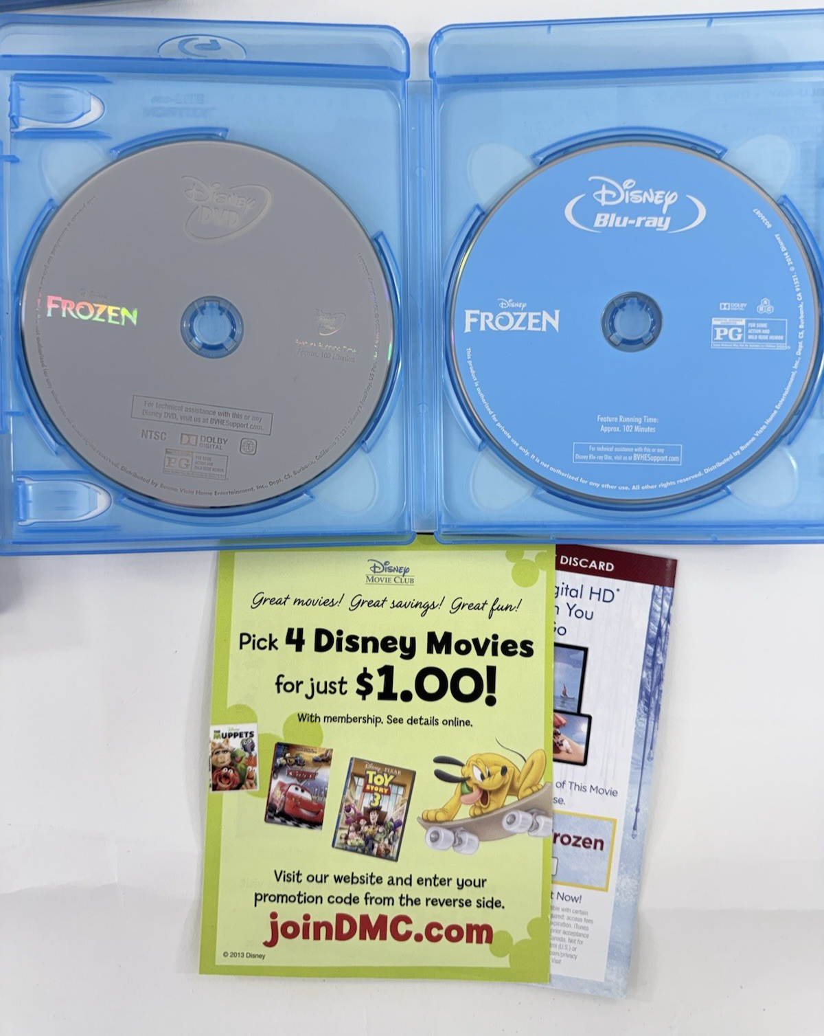 Secret Life of Pets (7 Blu-ray Family Films) Hugo, Golden Compass, Frozen +3