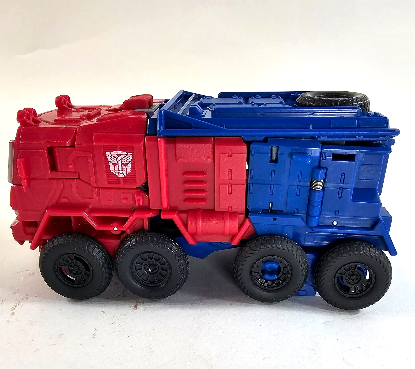 Transformers 2022 Cyberverse Adventures 9" Optimus Prime Smash Changer Figure