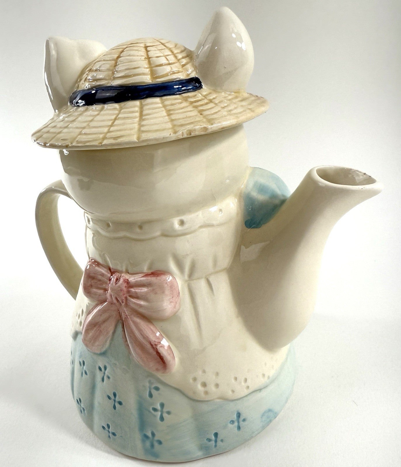 OCI Omnibus 1990s Miss Garden Pig Ceramic Decorative Teapot