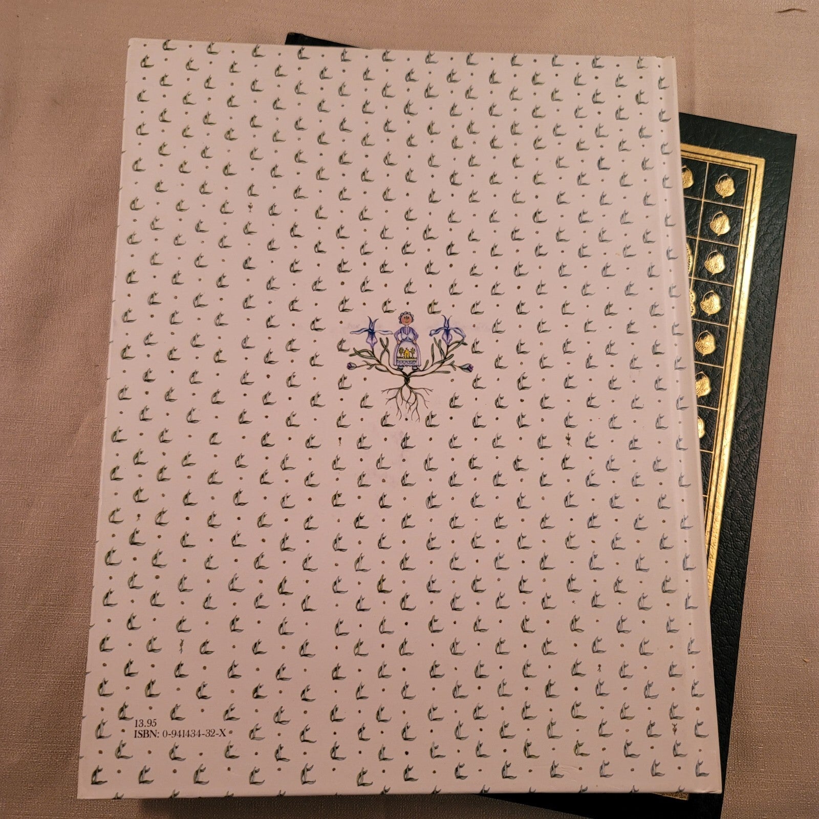 Grandmother Remembers: A Written Heirloom for My Grandchild Scrapbook Diary