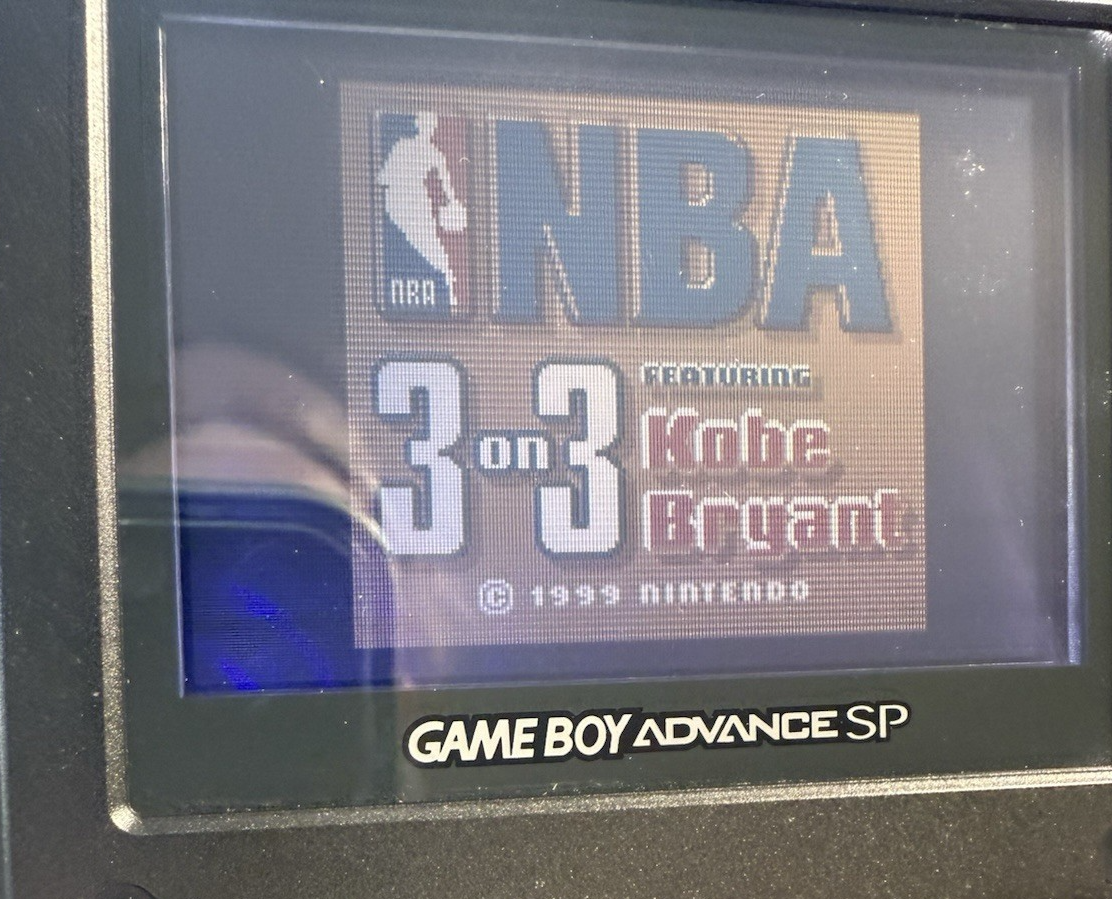 NBA 3 on 3 featuring Kobe Bryant (Nintendo GameBoy Color, 1999) Game Cartridge