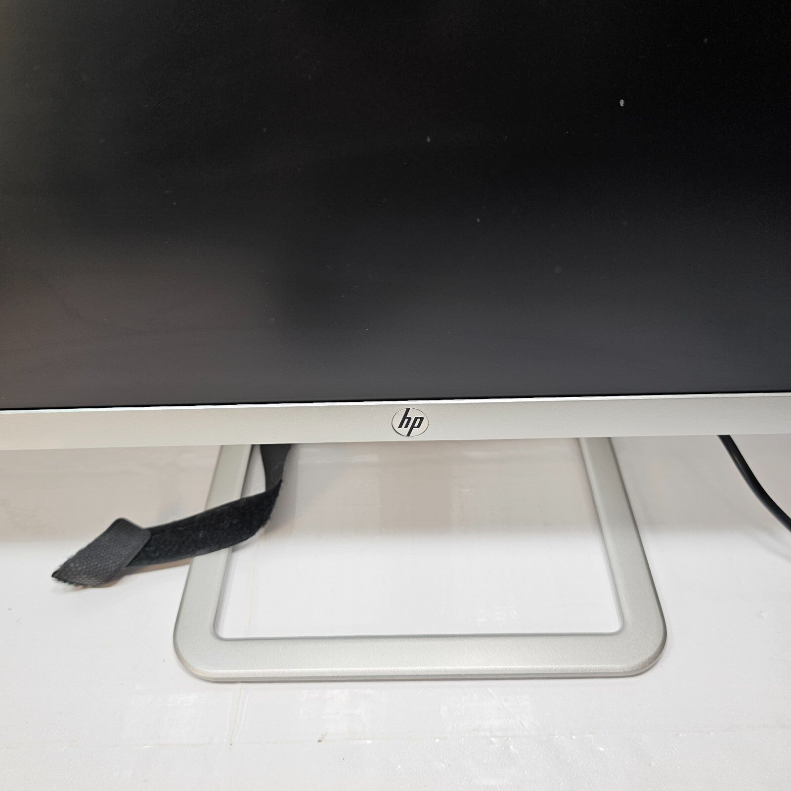 HP 24ea 23.8-inch Display Monitor - Tested and working