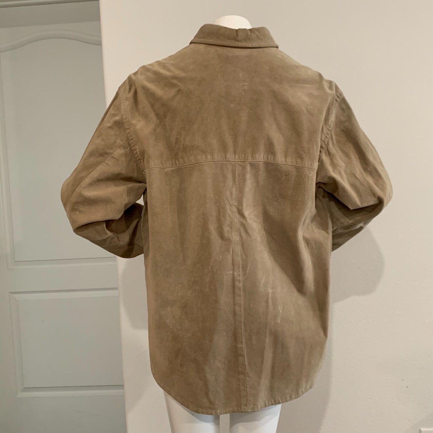 Talbots Genuine Leather Women's Medium Long Sleeved Button Up Shirt