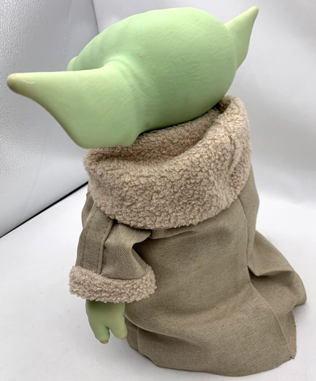 Mattel 2019 Star Wars: The Mandalorian 12" "Baby Yoda" Grogu Plush