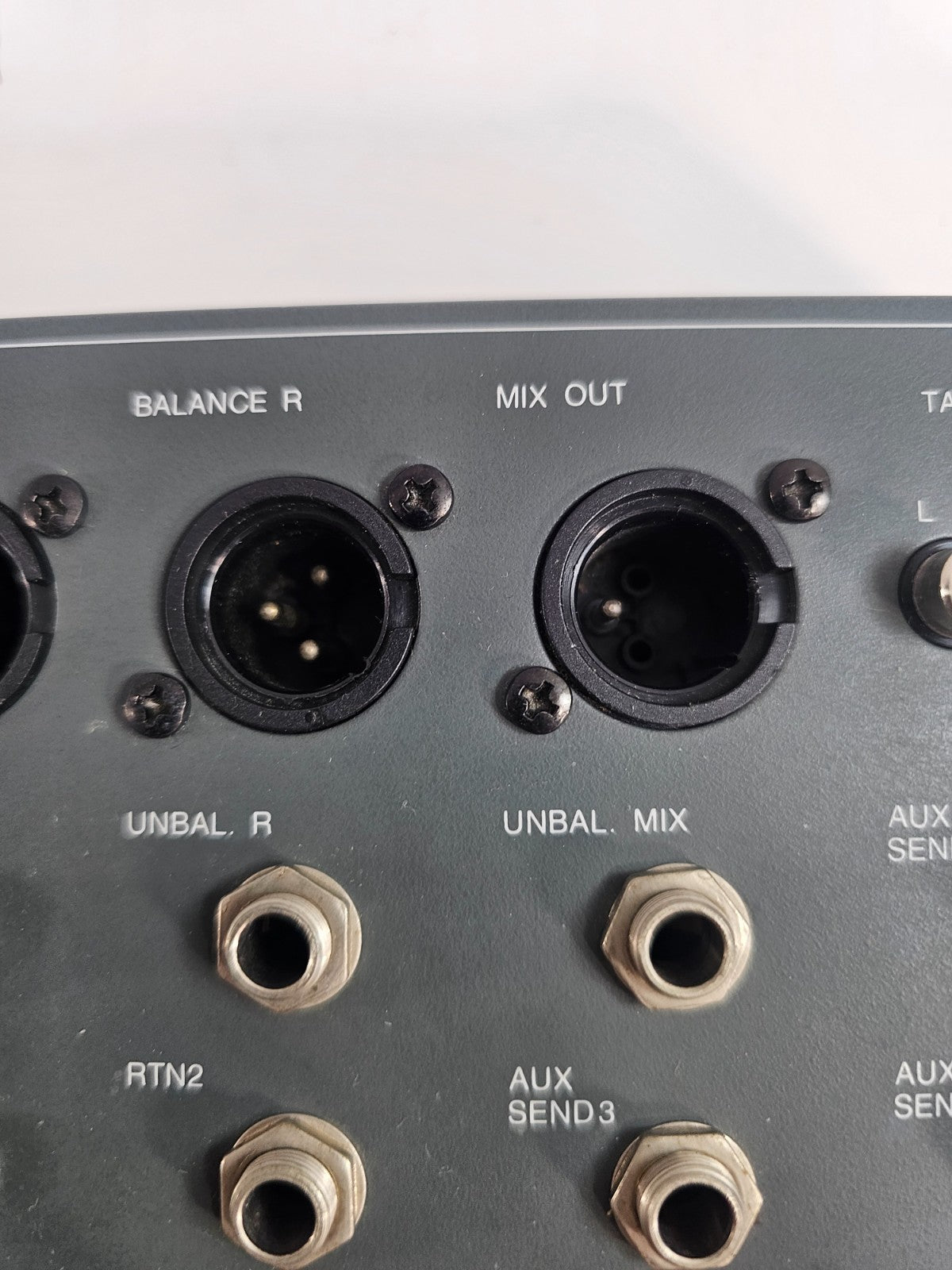 Phonic PMC-1602B 16-Channel Mixing Console - Local Pickup - Read