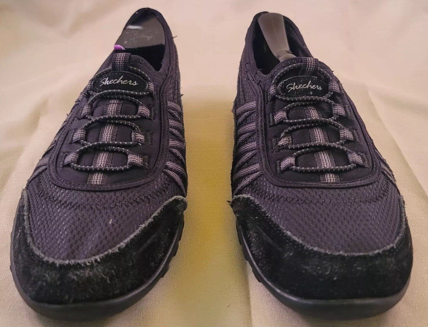 Skechers Women's Breathe Easy Relaxed Fit Memory Foam Shoes 23857 Size 8 Black