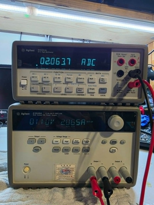 Agilent E3648A  Dual Output DC Power Supply 0-8V,5A/0-20V,2.5A - Tested - 4355