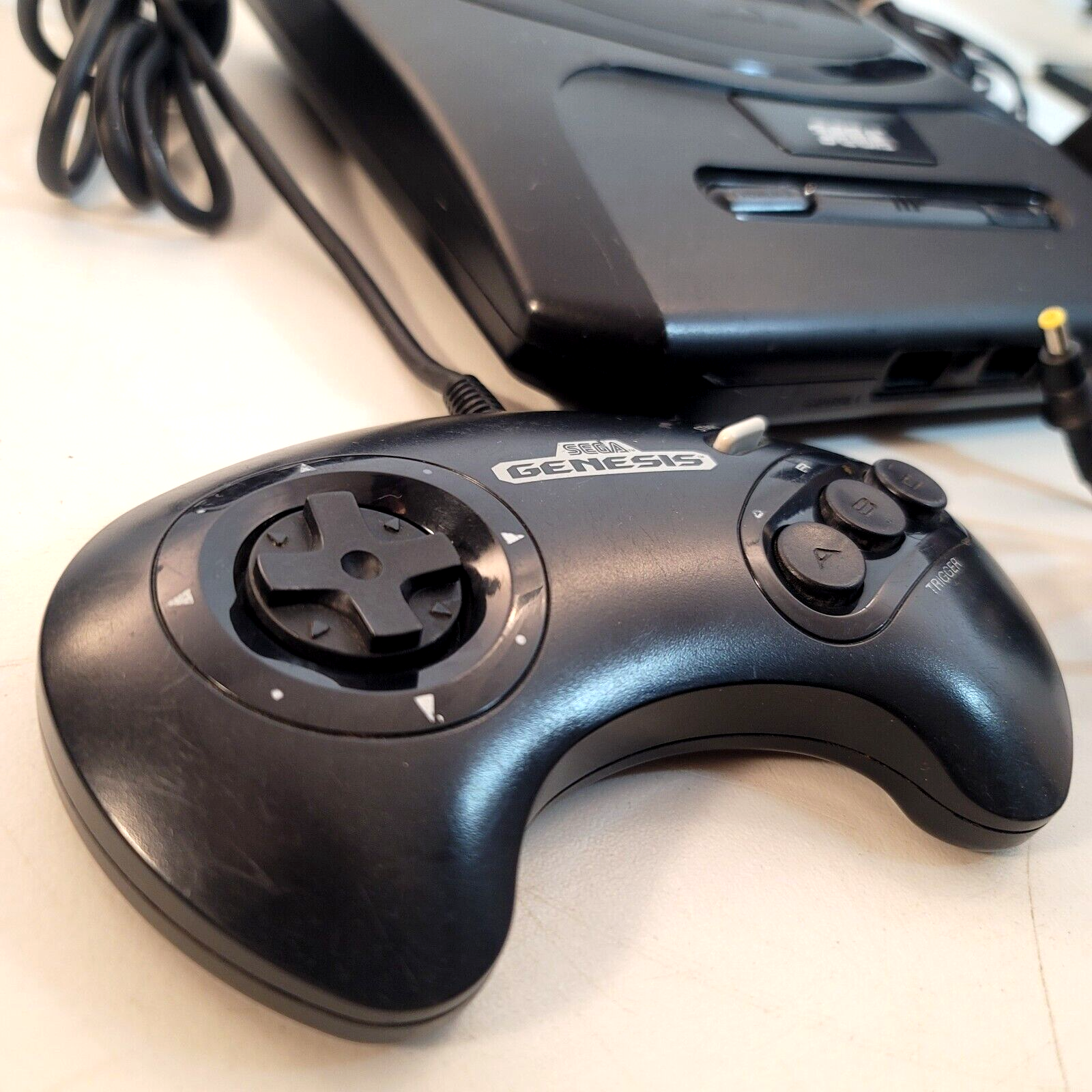 SEGA Genesis Model II Console MK-1631 with Original Controller & Cords - Tested