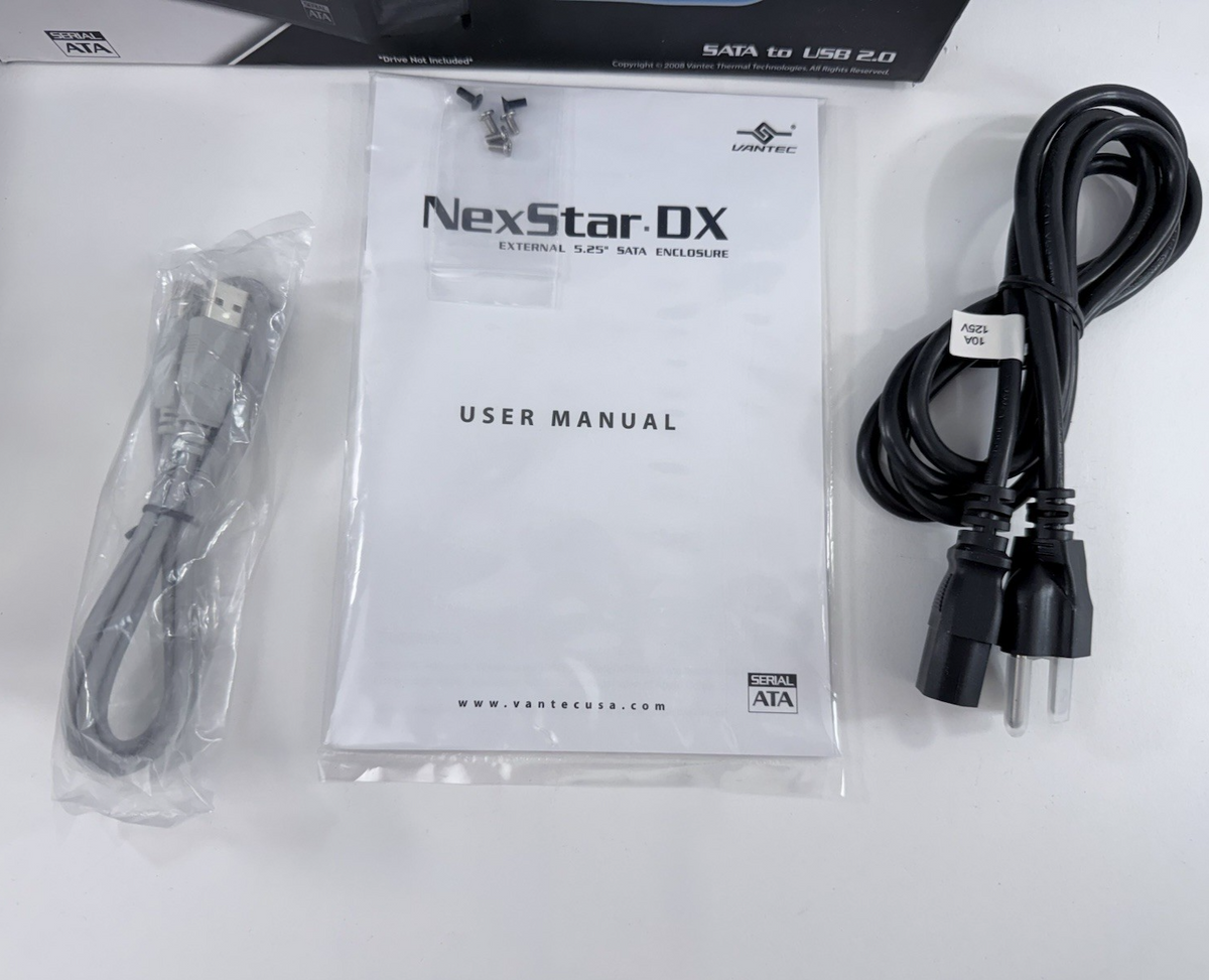 Vantec NexStar DX NST-530S2 External 5.25" USB 2.0 SATA Enclosure - New/Open Box