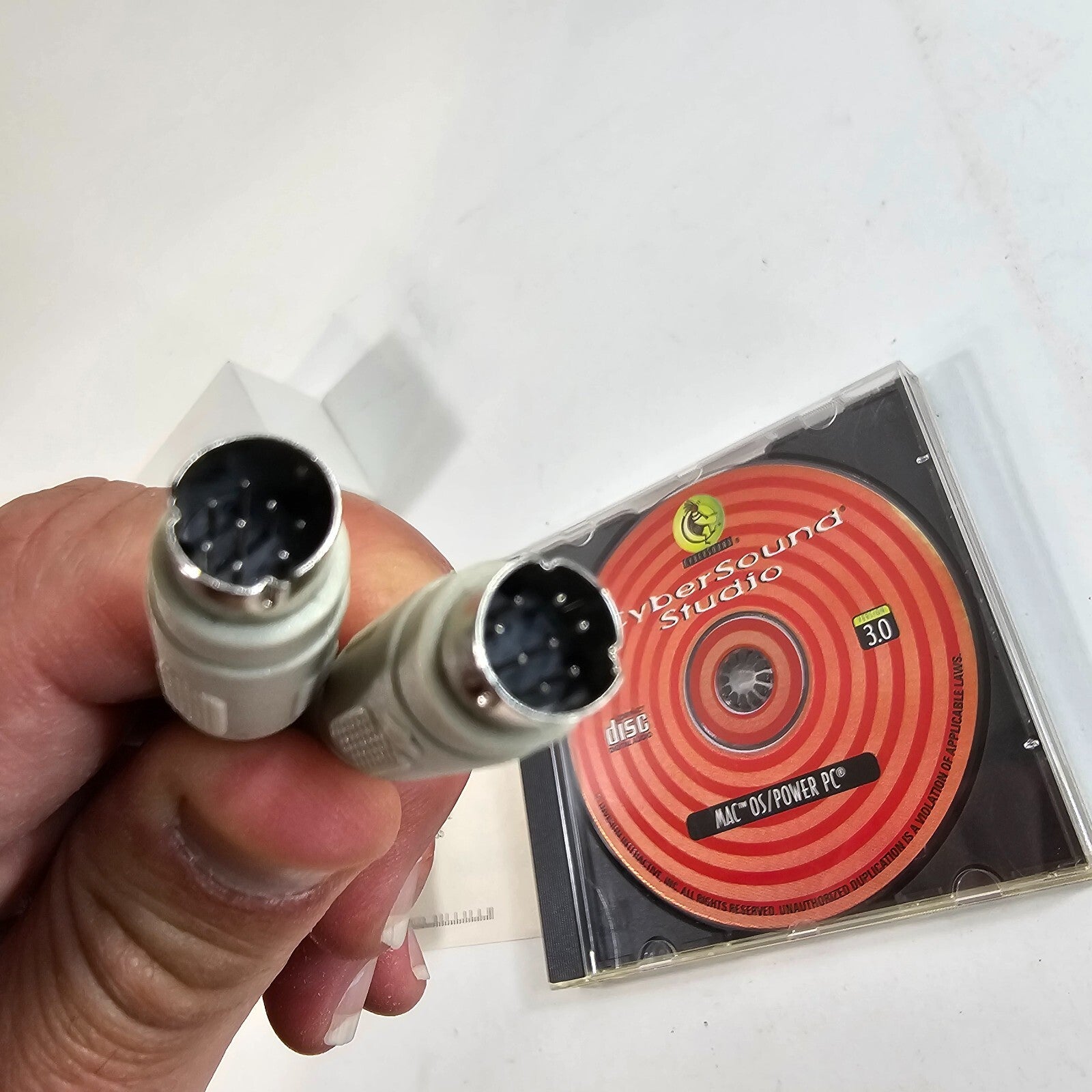 Vintage Cybersound MIDI Musical Keyboard 37 key CD 1 Cable Mac Power PC