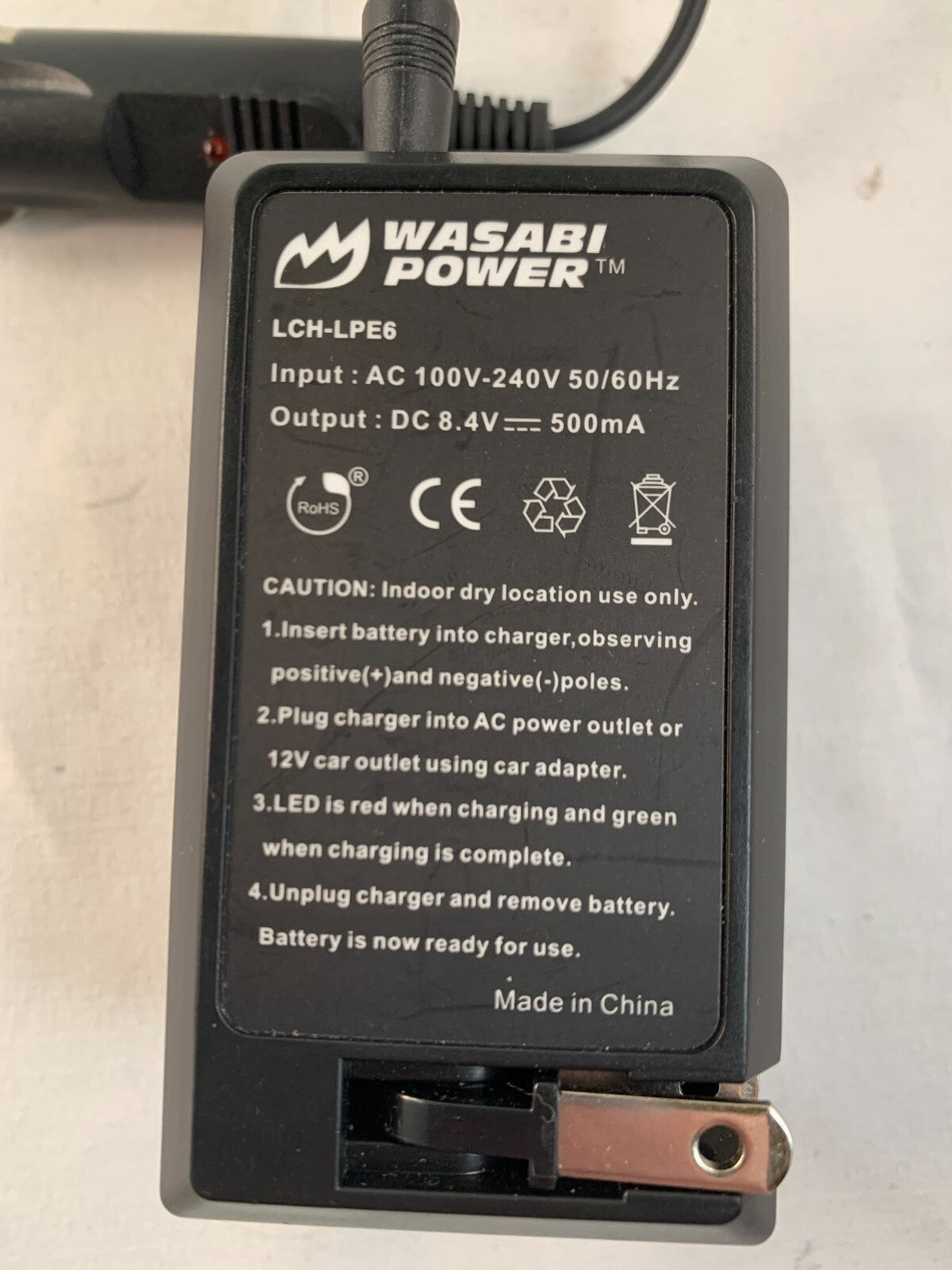 Wasabi Power LCH-LPE6 Charger w/Battery for Canon (PB1016688)
