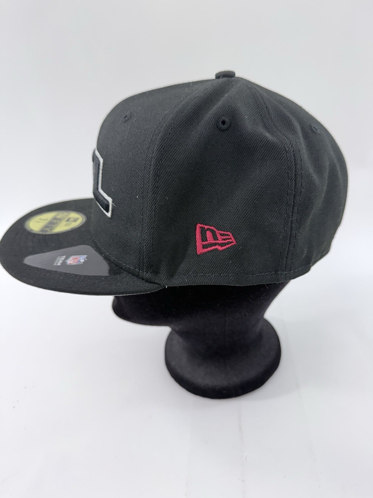 Men's Atlanta Falcons New Era 59Fifty 7 7/8 Black Fitted Hat - New