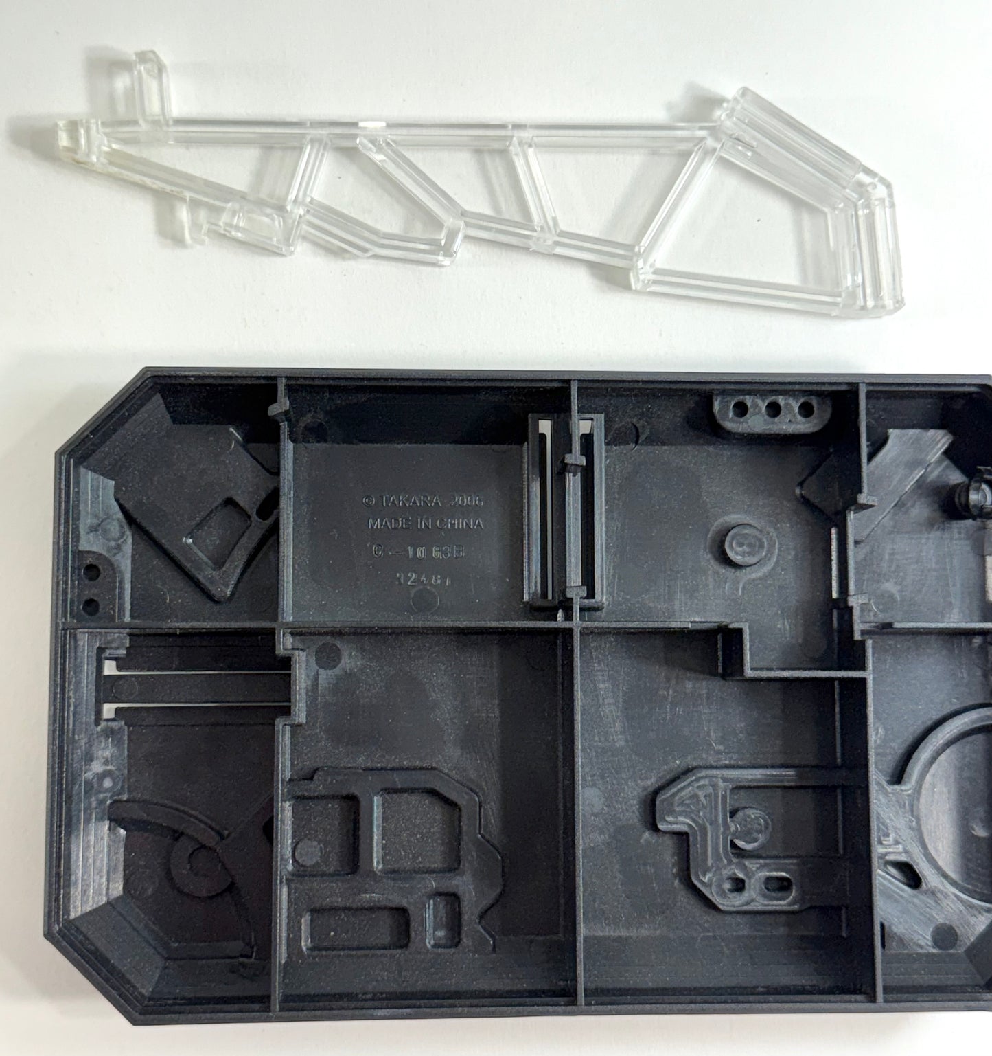 Hasbro Transformers Universe Masterpiece Skywarp G1 Series Action Figure + Box