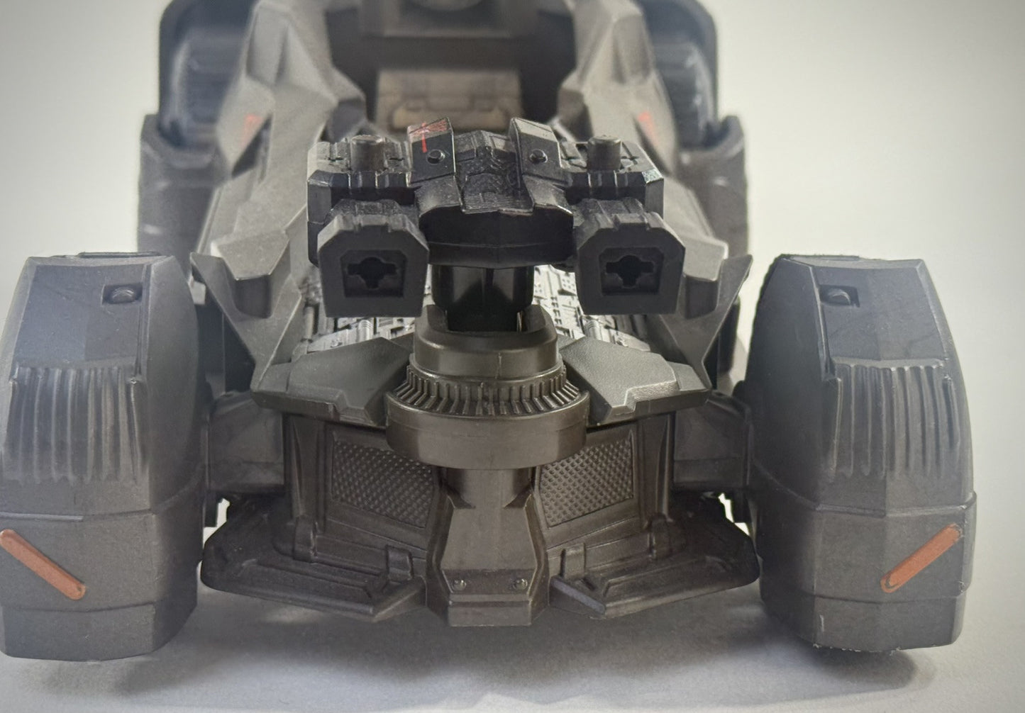 Mattel 2015 DC Comics Batman Vs Superman 14" Epic Strike Batmobile