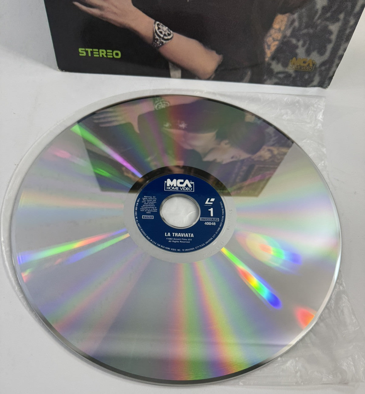 Pavarotti In London (Laserdisc Bundle) La Traviata, That’s Entertainment III