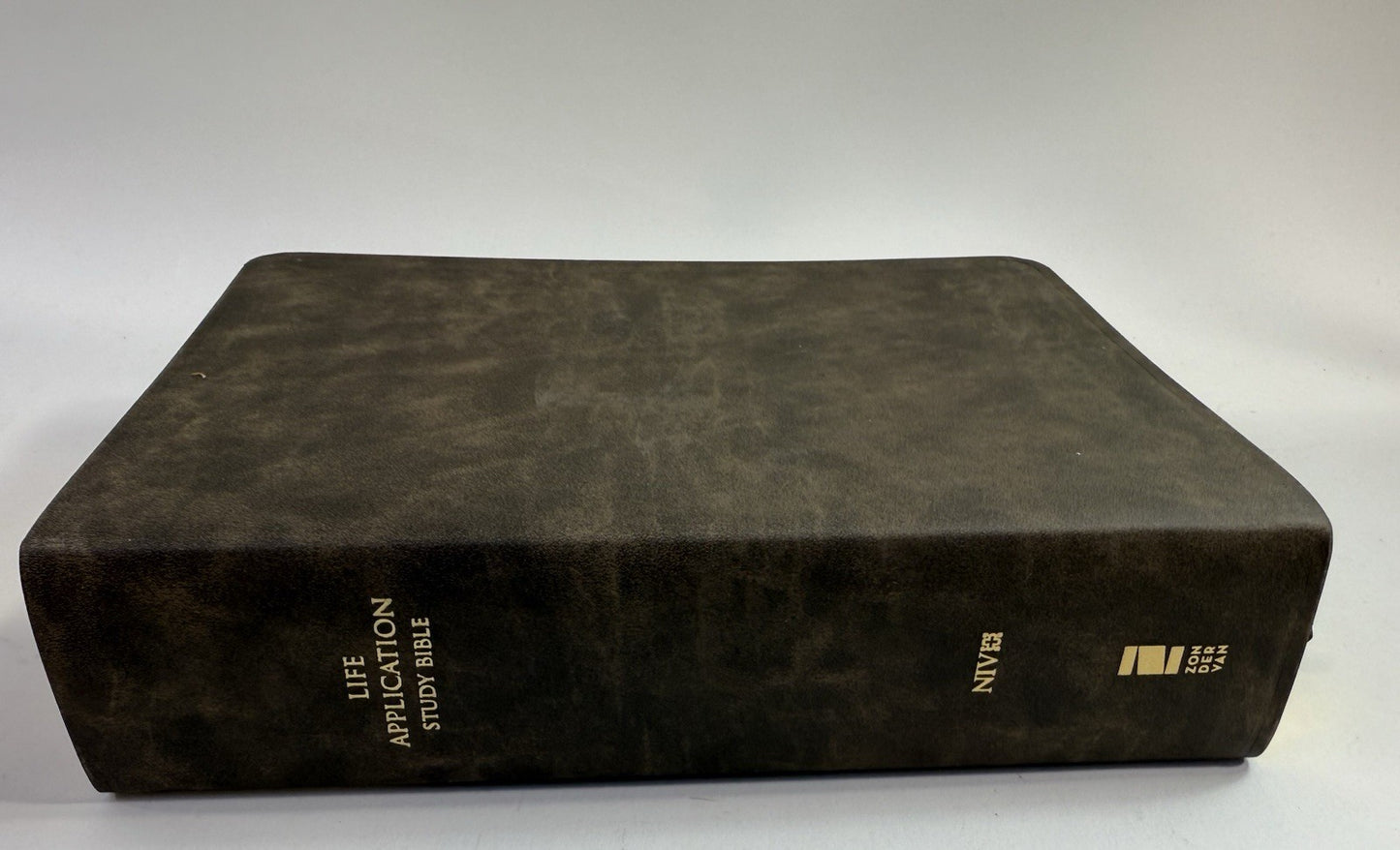 Life Application Study Bible By Zondervan 2011 Leatherbound - Box And Index Tabs