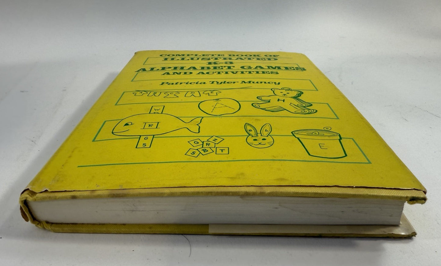 Complete Book of Illustrated K-3 Alphabet Games and Activities (Hardcover, 1980)