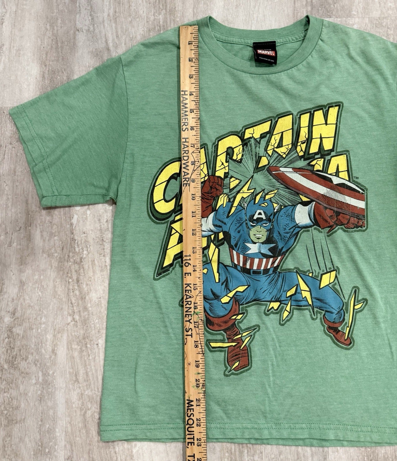 Mad Engine 2011 Captain America Adult Small Green Comic Shirt